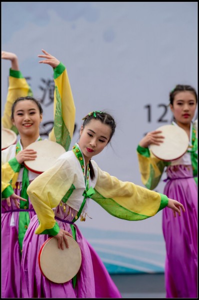 611Folk Dance