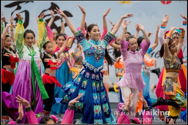 10 Chinese Folk Dance