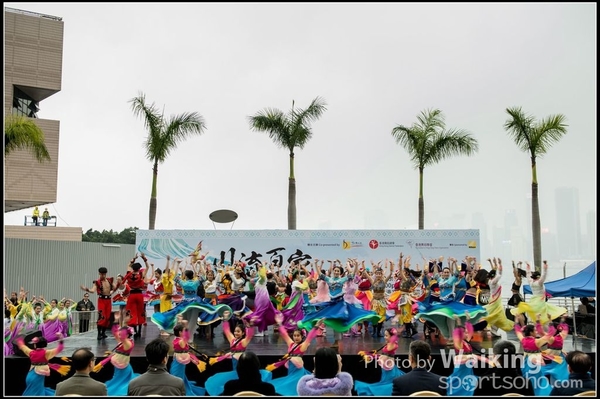 12 Chinese Folk Dance