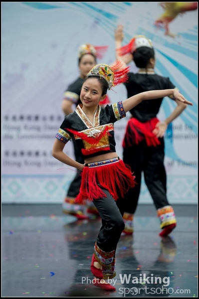 62 Chinese Folk Dance