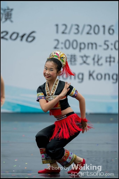 65 Chinese Folk Dance