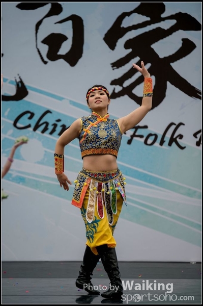 76 Chinese Folk Dance