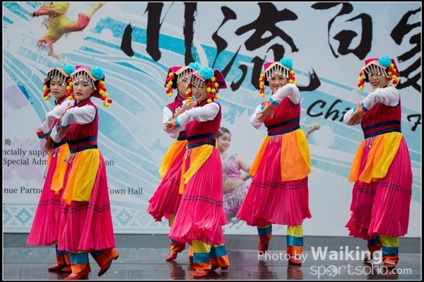 113 Chinese Folk Dance