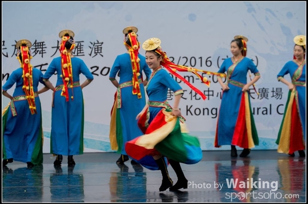 448 Chinese Folk Dance