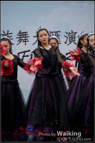 466 Chinese Folk Dance