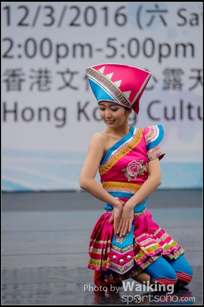487 Chinese Folk Dance