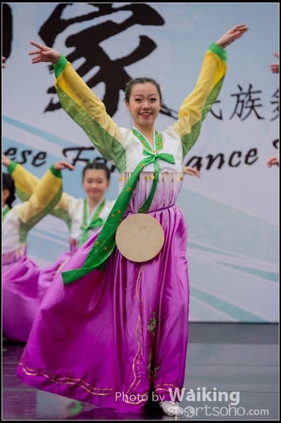546 Chinese Folk Dance