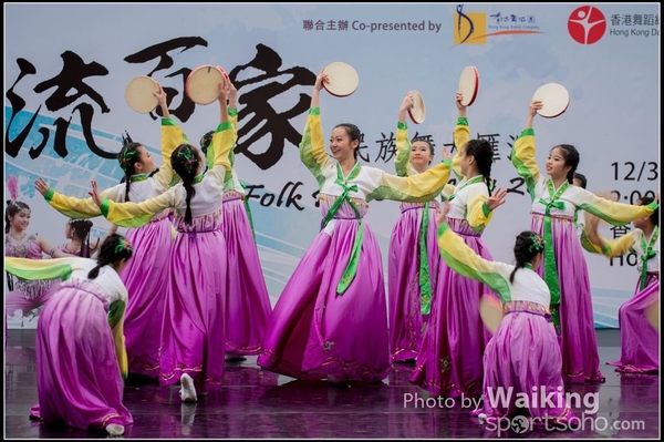 562 Chinese Folk Dance