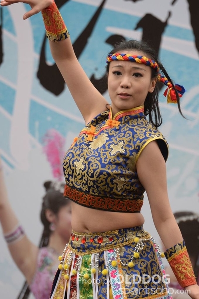 Folk Dance (77)