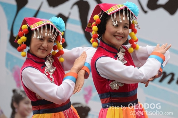 Folk Dance (103)