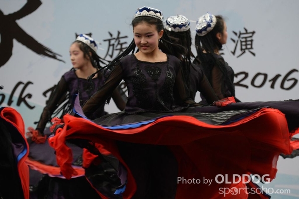 Folk Dance (502)