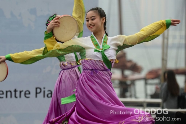 Folk Dance (575)