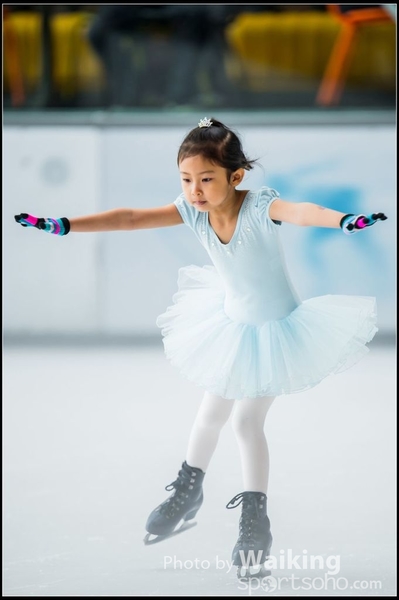 2016-0402 Skating 0012