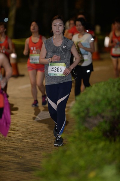 Nike10K (587)
