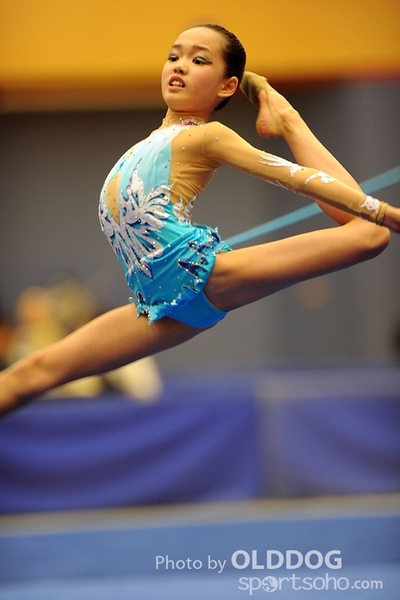Gymnastics (64)
