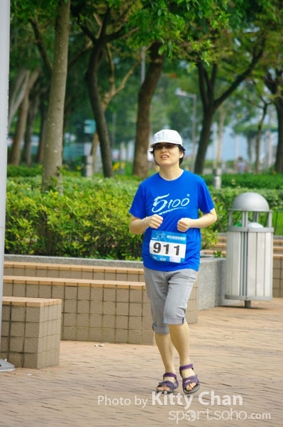 SG202142