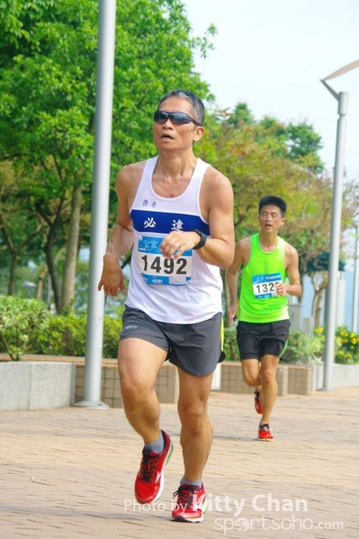 SG202269