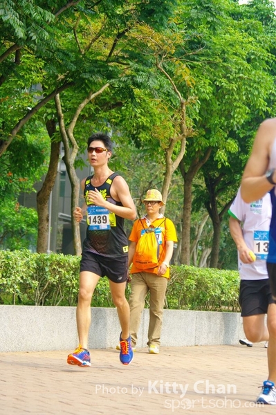 SG202391