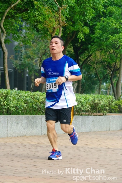 SG202418