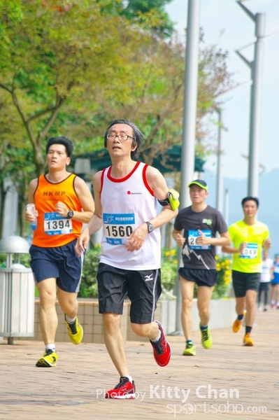 SG202470