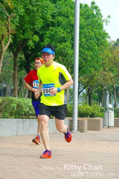 SG202477