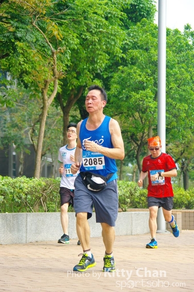 SG202518