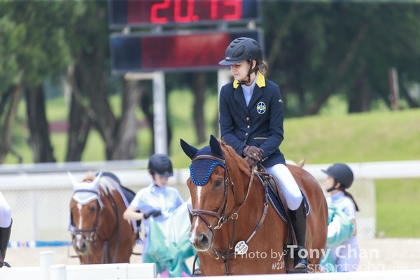 LonginesJumping_016
