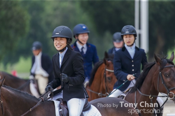 LonginesJumping_018