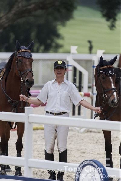 LonginesJumping_036