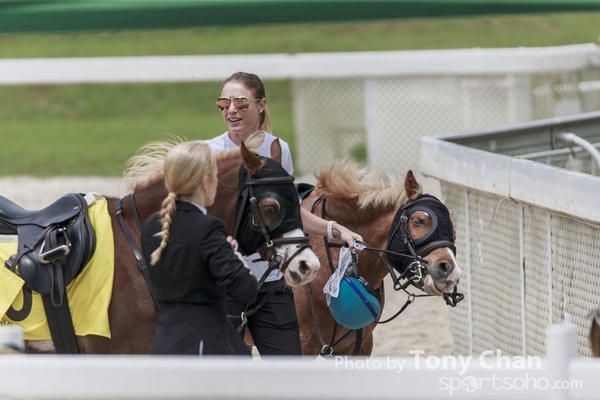 LonginesJumping_047