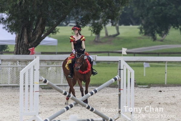 LonginesJumping_054