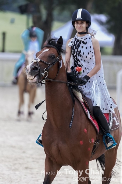 LonginesJumping_058