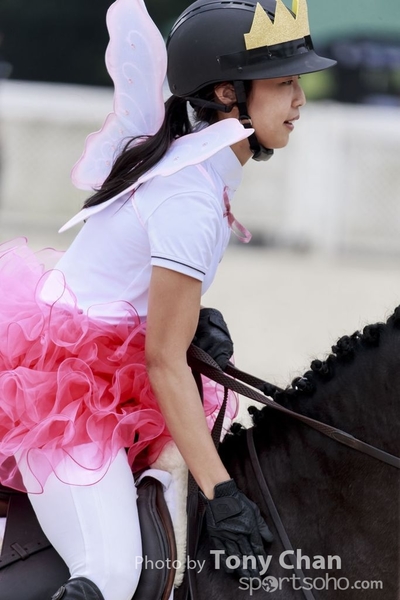 LonginesJumping_092