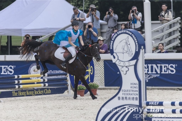LonginesJumping_094