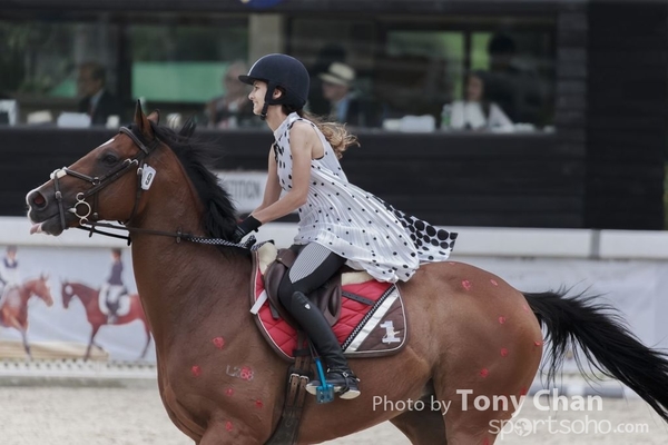LonginesJumping_096