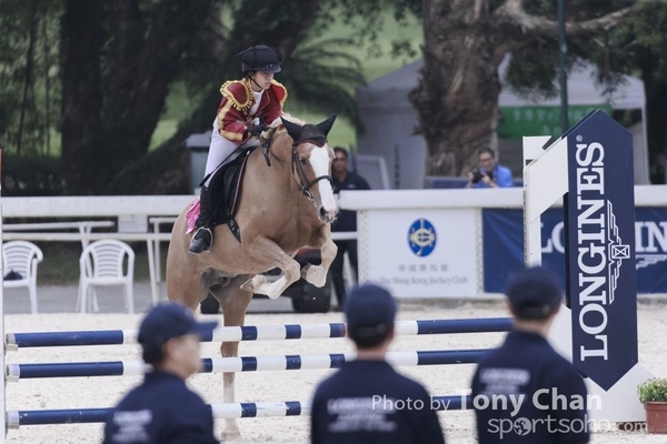 LonginesJumping_148