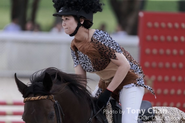 LonginesJumping_164