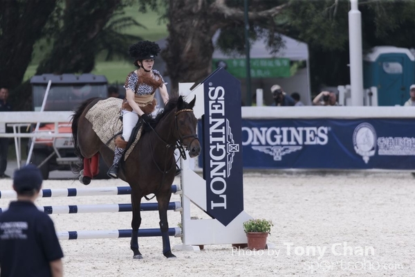 LonginesJumping_166