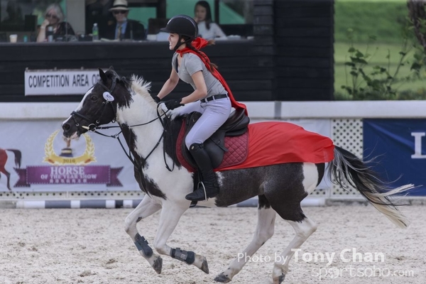LonginesJumping_185