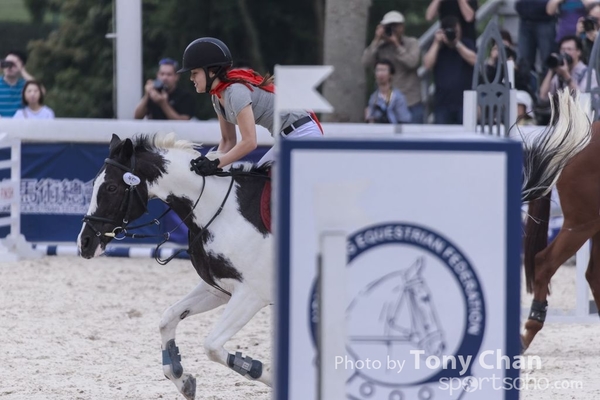 LonginesJumping_187