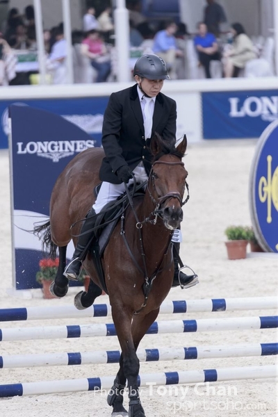LonginesJumping_289