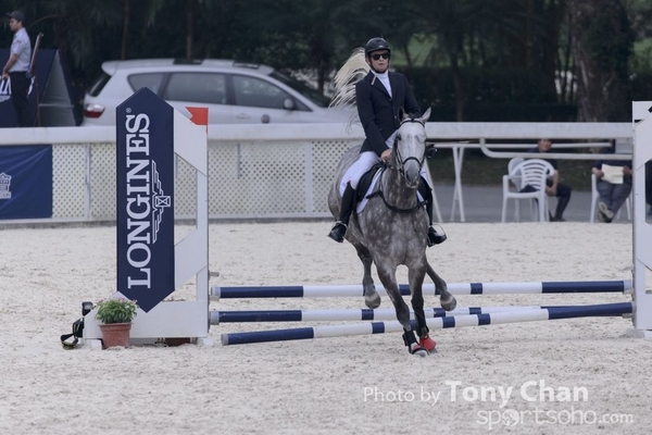 LonginesJumping_307