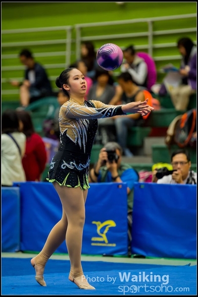 2016-04-24 Gymnastics - Ball 0220