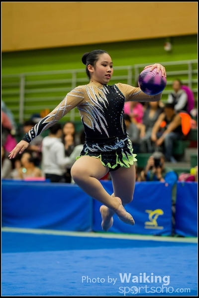 2016-04-24 Gymnastics - Ball 0221