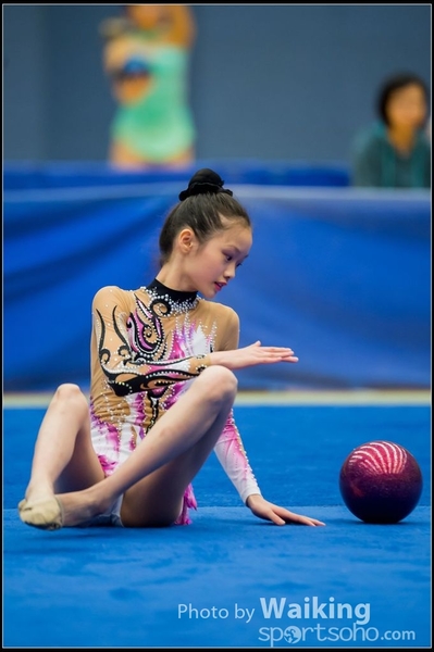 2016-04-24 Gymnastics - Ball 0230