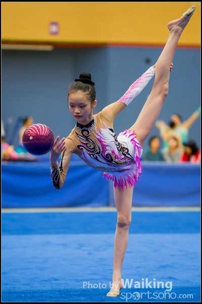 2016-04-24 Gymnastics - Ball 0232
