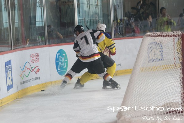 Mega Ice Hockey 5s (42)