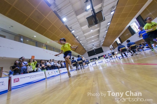 Skipping_025