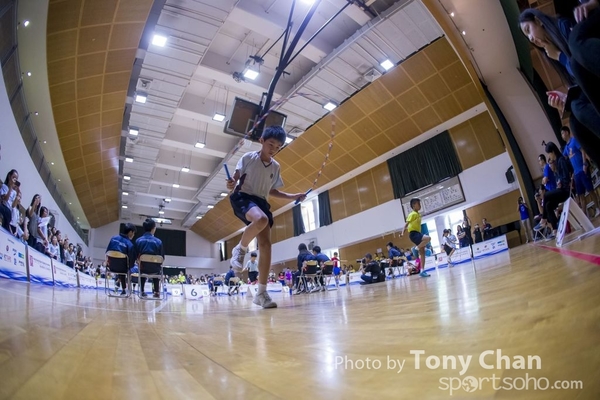 Skipping_030