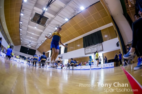 Skipping_044